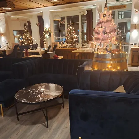 酒店 阿德勒小屋酒店